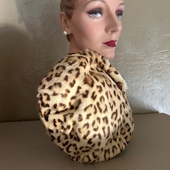 GENUINE 1940s\' LEOPARD FUR TAM WITH BLACK GROSGRAIN BAND & BOW main image 6